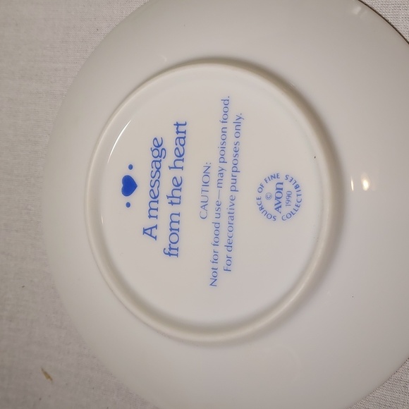Vintage 1990 Avon Mother's Day Plate in Original Box - Picture 3 of 5